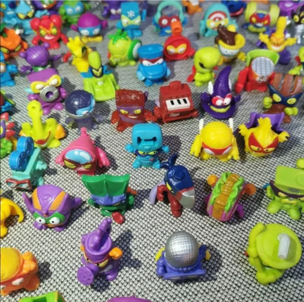 10PCS 3cm Superzings Rubbish Fruits Capsule Toys Mini Action Figure Super Zings Garbage Cars Collection Models