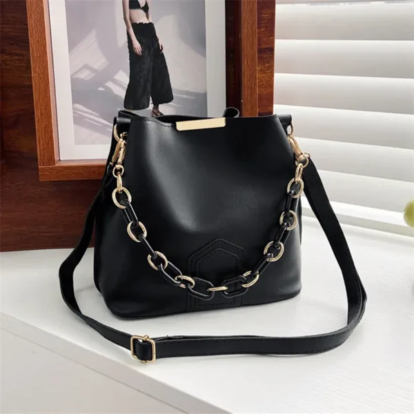 Chain Leather Shoulder Bag - Image 5