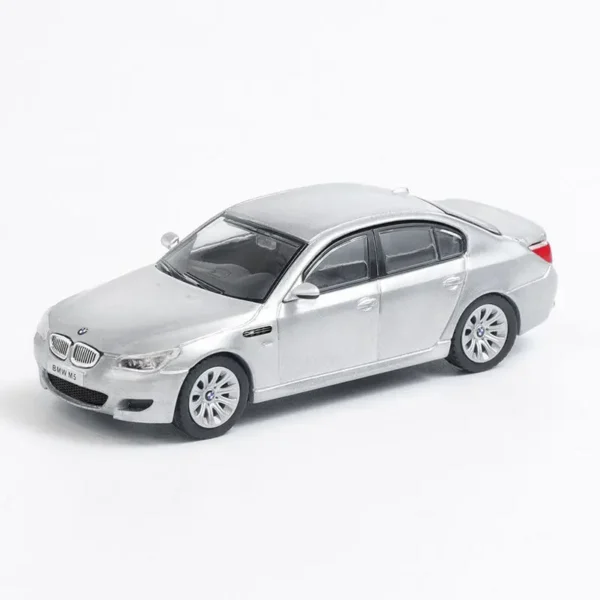 SHADOW 1:64 M5 E60 Alloy Model Car For Six Colors - Image 3