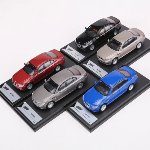 SHADOW 1:64 M5 E60 Alloy Model Car For Six Colors - Image 7