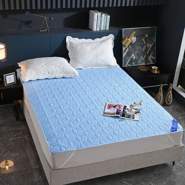 Waterproof Mattress Thickened Cotton Protective Pad For Bedwetting Pad Thickened Cotton For Baby Children Elderly Women Care - Image 2