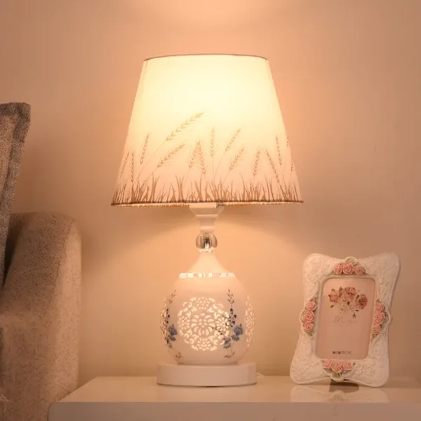 European-Style Crystal Table Lamp Ins Simple Modern Bedroom Warm Romantic Fashion Creative Decorative Bedside Lamp - Image 9