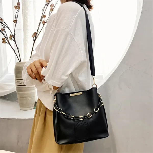 Chain Leather Shoulder Bag