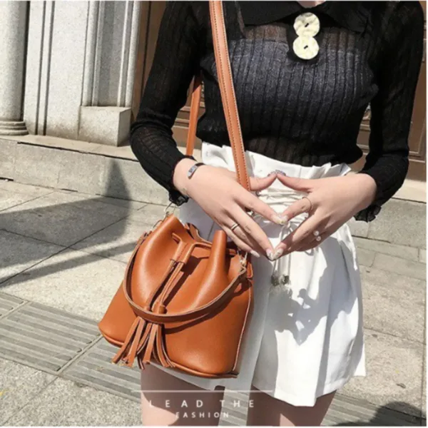 Elegant PU Leather Bucket Bag - Image 8