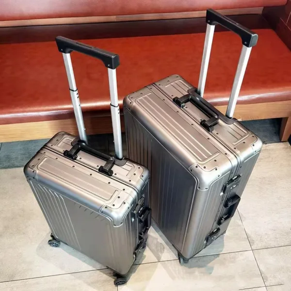 German All-Aluminum Luggage - Image 8