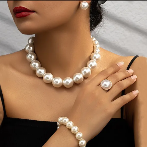 Vintage Pearl Jewelry Set - Image 2